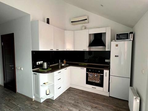 квартира за адресою Регенераторна вул., 4 к1