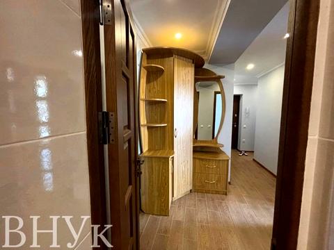 квартира за адресою Героїв Крут бульв. (Героїв Сталінграду), 22