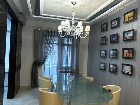 комерційна за адресою Саксаганського вул., 42