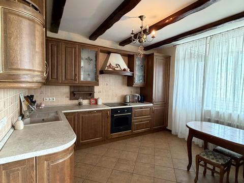 квартира за адресою Бориса Гмирі вул., 8-Б