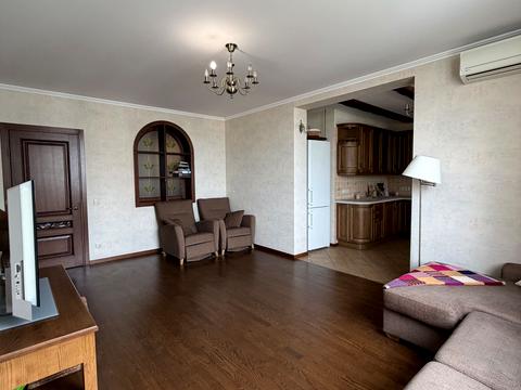 квартира за адресою Бориса Гмирі вул., 8-Б