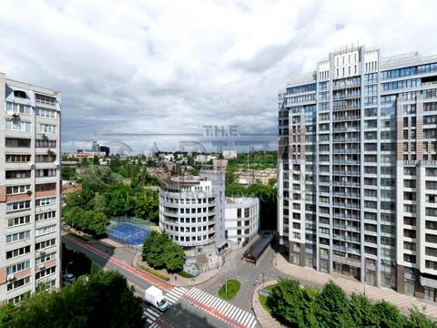 квартира за адресою Андрія Верхогляда вул. (Михайла Драгомирова), 12