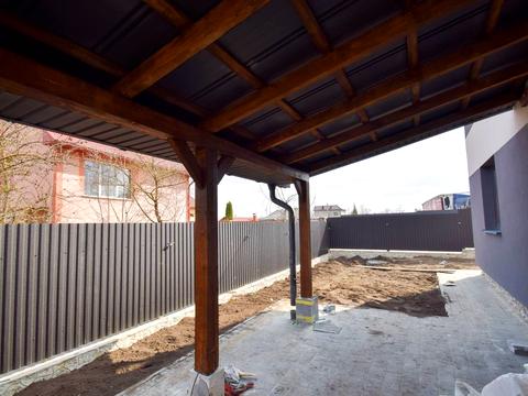 будинок за адресою с. Довжанка, Містечко вул.
