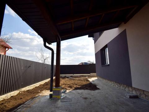 будинок за адресою с. Довжанка, Містечко вул.
