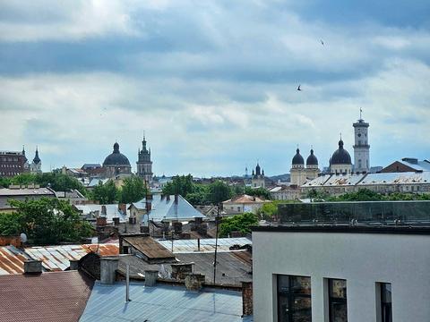 комерційна за адресою Газова вул., 7