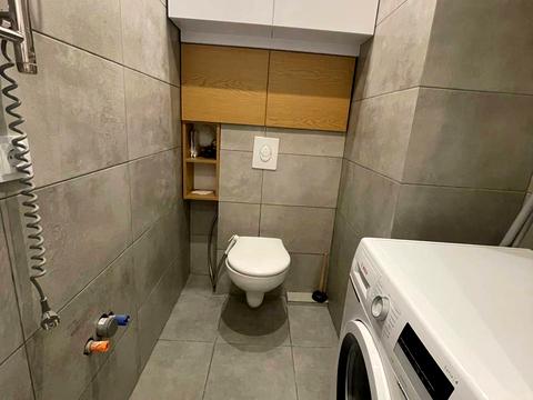 квартира по адресу Салютная ул., (Будинок 02301-02303)