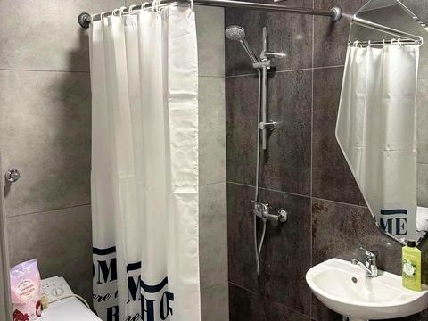 квартира за адресою Олександра Олеся вул., 18