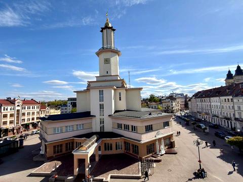 квартира за адресою Ринок вул., 1