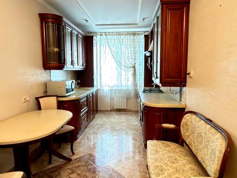 квартира за адресою Ринок вул., 1