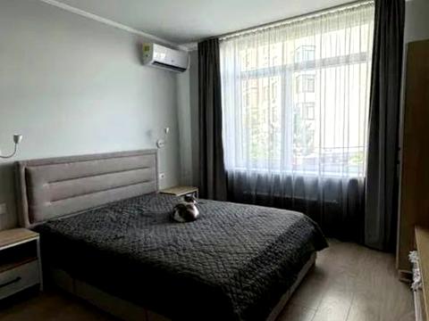 квартира за адресою Юнацька вул., 4