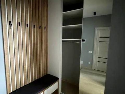 квартира за адресою Юнацька вул., 4