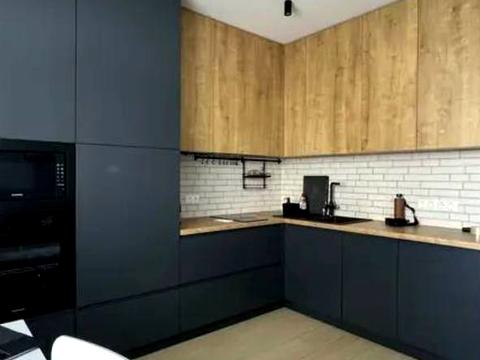 квартира за адресою Юнацька вул., 4