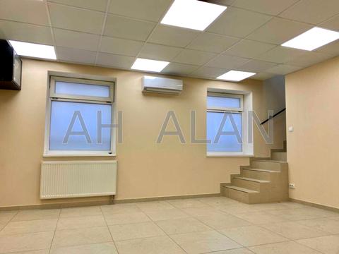 комерційна за адресою Юрківська вул., 28