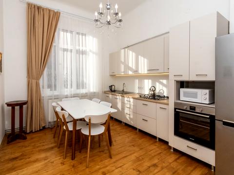 квартира по адресу Героев Мариуполя ул., 9
