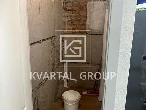 комерційна за адресою Білокур вул. (Курська), 8а