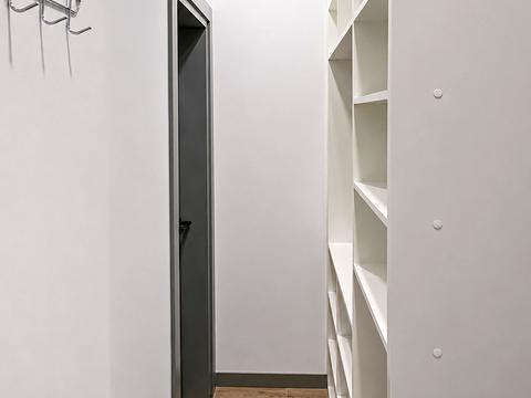квартира за адресою Юнацька вул., 8