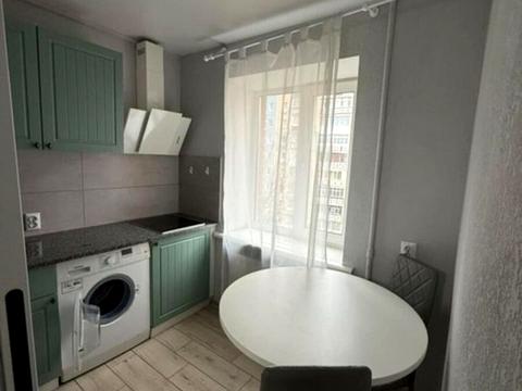 квартира за адресою Кам'янецька вул., 52