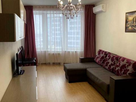 квартира за адресою Дніпровська набережна вул., 26-А