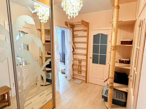 квартира за адресою Осіння вул., 33
