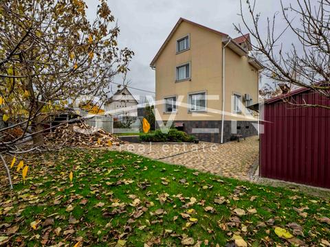 будинок за адресою Орхідейна, 5
