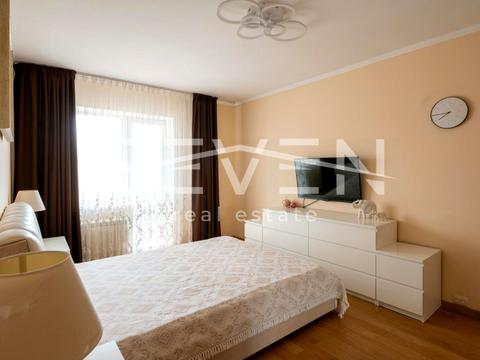 будинок за адресою Орхідейна, 5