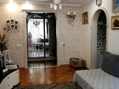квартира за адресою Небесної Сотні просп. (Маршала Жукова), 12