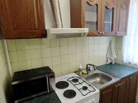 квартира за адресою Миколи Зерова вул., 4