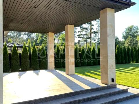 будинок за адресою Революції Гідності вул. (Революції)