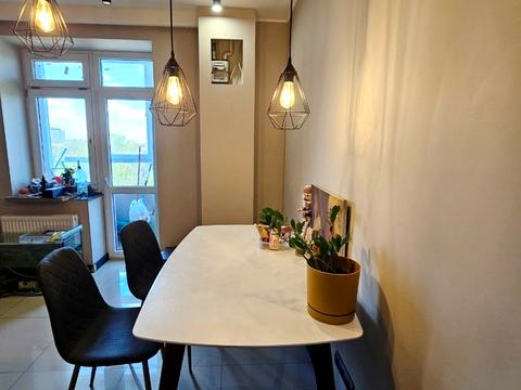 квартира за адресою Академіка Лазаренка вул., 4б