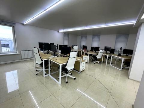 комерційна за адресою Коперника вул., 11