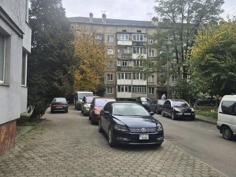 квартира по адресу Гната Хоткевича ул., 83