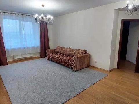 квартира за адресою Жасминова вул., 11