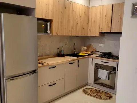 квартира за адресою Роксоляни вул., 6