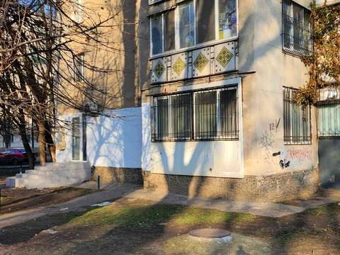 комерційна за адресою Князя Ярослава Мудрого просп., 12