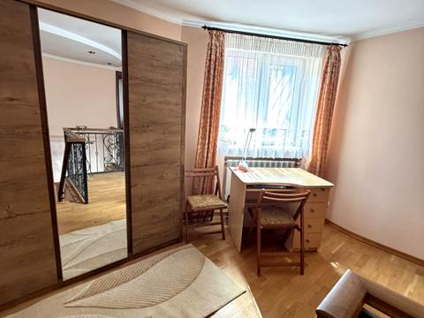 квартира по адресу Ивана Гонты ул., 8