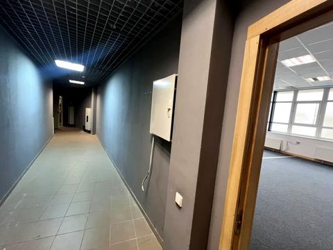 комерційна за адресою Євгена Коновальця вул. (Щорса), 36-д