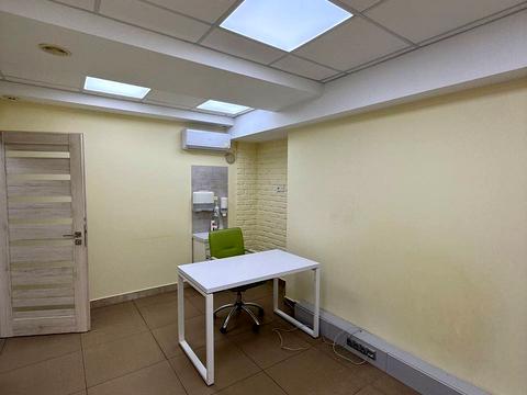 коммерческая по адресу Троицкая ул., 33а