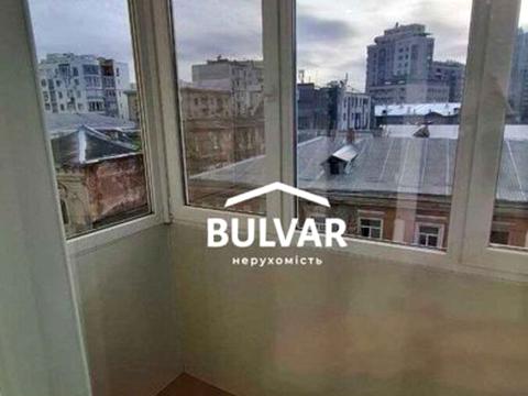 квартира за адресою Кооперативна вул., 5