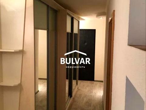 квартира за адресою Олексіївська вул., 14б