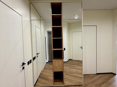 квартира за адресою Дніпровська набережна вул., (Будинок 8)