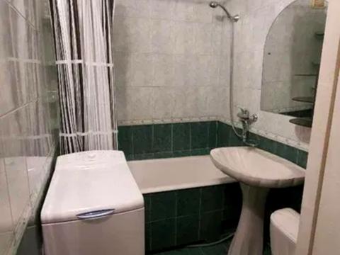 квартира за адресою Любомира Гузара просп. (Космонавта Комарова), 8