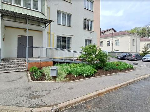 квартира по адресу Героев Крут ул. (Червоних Курсантів), 4а