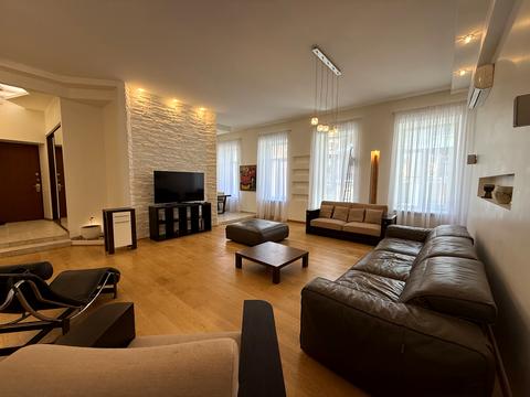 квартира за адресою Круглоуніверситетська вул., 6