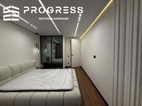 квартира за адресою Романа Левицького вул., 4