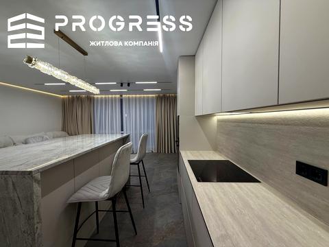 квартира за адресою Романа Левицького вул., 4