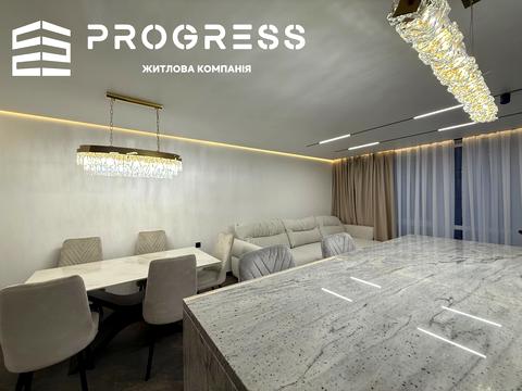 квартира за адресою Романа Левицького вул., 4