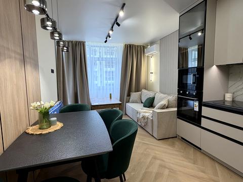 квартира за адресою Олександра Олеся вул., 3