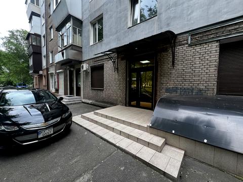 коммерческая по адресу Независимой Украины ул. (40 лет Советской Украины), 84