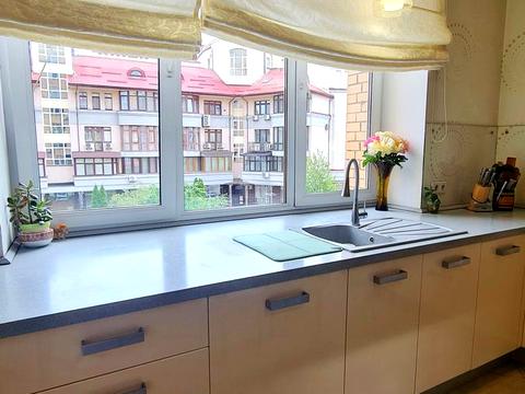 квартира за адресою Володимира Івасюка просп. (Героїв Сталінграду), 8
