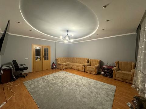 квартира по адресу Ивана Миколайчука ул., 12